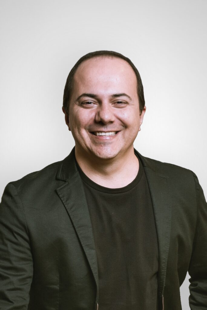 Manassés L. Marchezi – Founder of WarpCheck